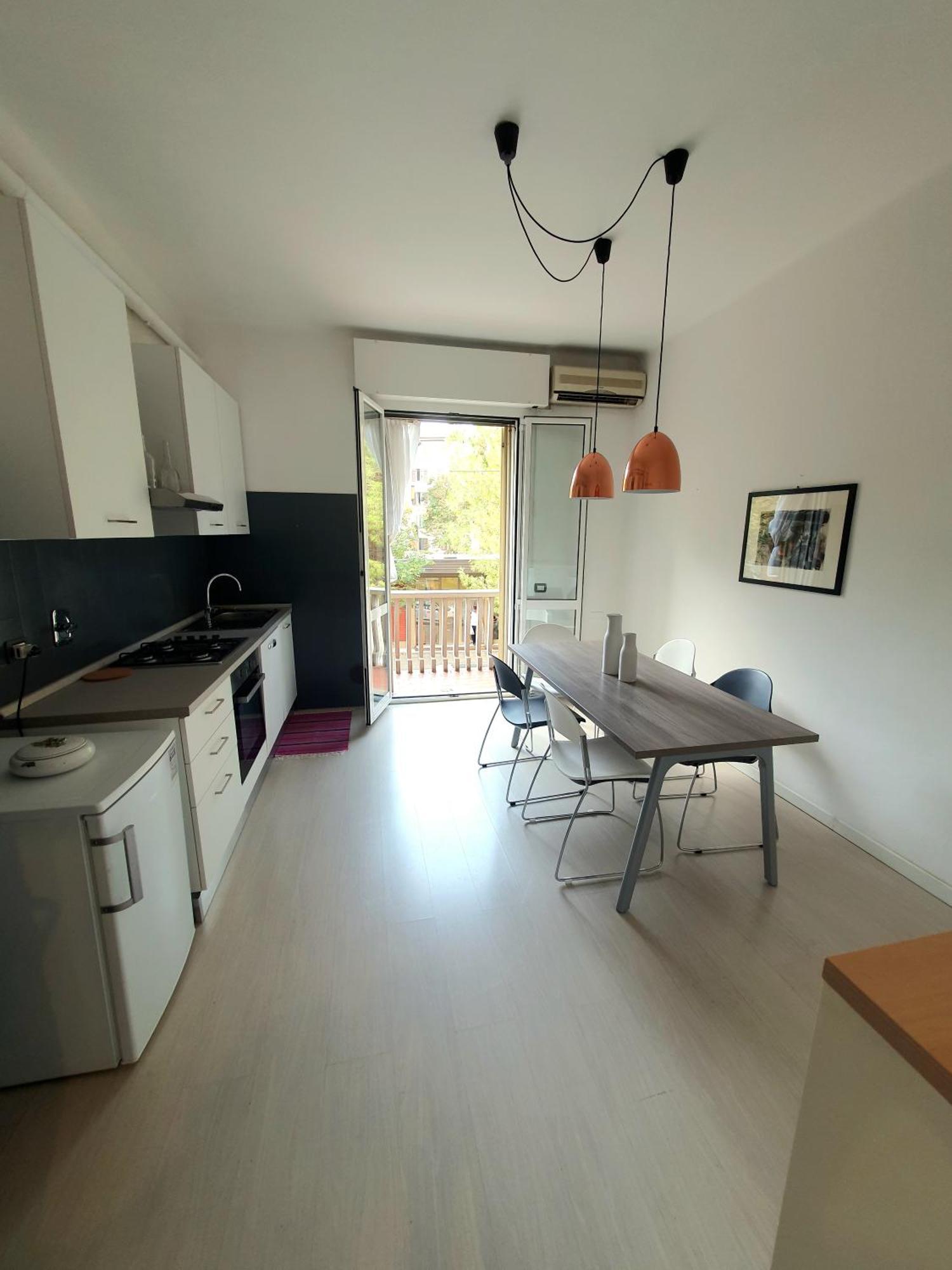 Spacious Three-Room Apartment In Saragozza Bologna Luaran gambar